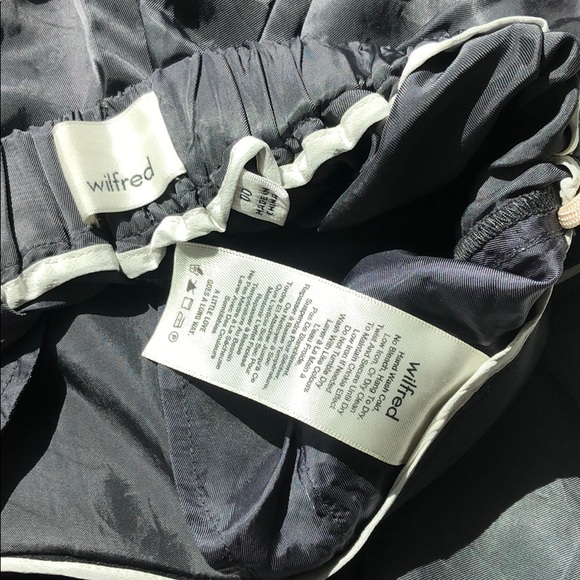 Brand new Aritzia Wilfred pant - Picture 7 of 7